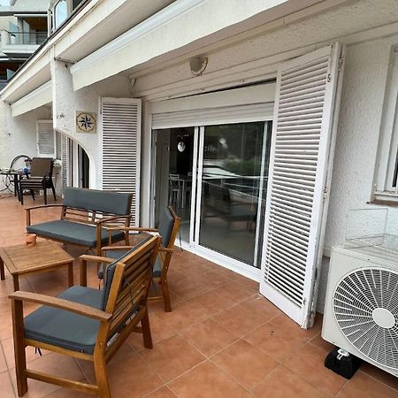 Precioso Apartamento Moderno En Primera Linea Del Mar Av-11 Roses Exterior foto